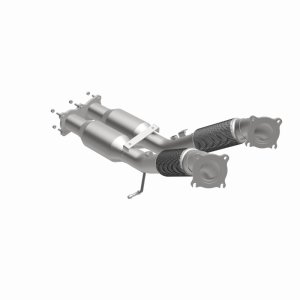 Volvo XC70 Catalytic Converter - Magnaflow - Direct-Fit - `08-`09 Volvo XC70 Catalytic Converter - Magnaflow - Direct-Fit - `08-`09