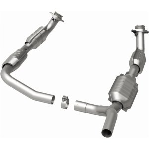 Ford E-150 Catalytic Converter - Magnaflow - Direct Fit - `07-`08