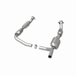Ford E-250 Catalytic Converter - Magnaflow - Direct Fit - `07-`08