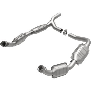 Ford E-250 Catalytic Converter - Magnaflow - Direct Fit - `07-`08