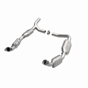 Ford E-250 Catalytic Converter - Magnaflow - Direct Fit - `07-`08