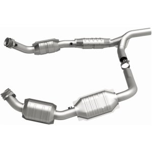 Ford E-250 Catalytic Converter - Magnaflow - Direct Fit - `07-`08