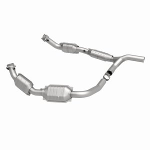 Ford E-250 Catalytic Converter - Magnaflow - Direct Fit - `07-`08