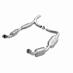 Ford E-250 Catalytic Converter - Magnaflow - Direct Fit - `07-`08
