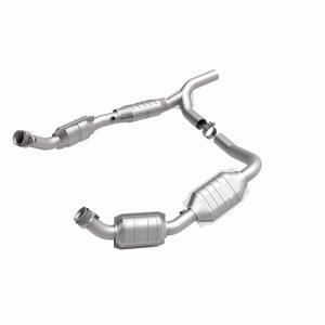 Ford E-250 Catalytic Converter - Magnaflow - Direct Fit - `07-`08