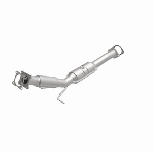 Volvo V70 Catalytic Converter - Magnaflow - OEM Grade Direct-Fit - `03-`07