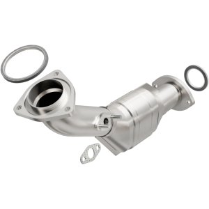 Toyota Tundra Catalytic Converter - Front - Magnaflow - OEM Grade Federal/EPA Compliant - `00-`04