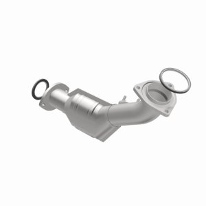 Toyota Tundra Catalytic Converter - Front - Magnaflow - OEM Grade Federal/EPA Compliant - `00-`04