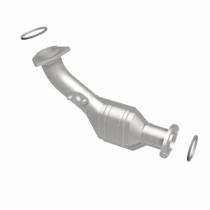 Toyota Tundra Catalytic Converter - Front - Magnaflow - OEM Grade Federal/EPA Compliant - `00-`04