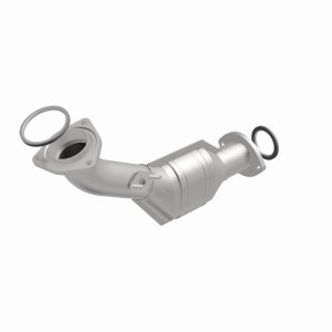 Toyota Tundra Catalytic Converter - Front - Magnaflow - OEM Grade Federal/EPA Compliant - `00-`04