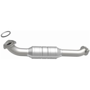 Pontiac G8 Catalytic Converter - Magnaflow - OEM Grade Direct-Fit - `08-`09