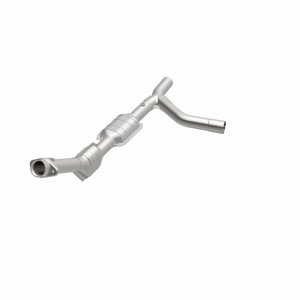 Ford E-150 Catalytic Converter - Passenger Side - Magnaflow - OEM Grade Direct-Fit - `00-`02