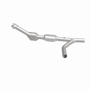 Ford E-150 Econoline Catalytic Converter - Passenger Side - Magnaflow - OEM Grade Direct-Fit - `00-`02