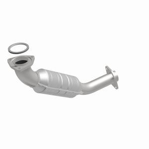 Pontiac G8 Catalytic Converter - Magnaflow - OEM Grade Direct-Fit - `08-`09