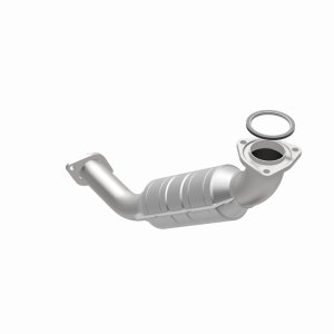 Pontiac G8 Catalytic Converter - Magnaflow - OEM Grade Direct-Fit - `08-`09