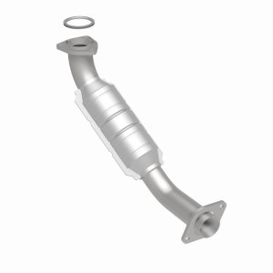 Pontiac G8 Catalytic Converter - Magnaflow - OEM Grade Direct-Fit - `08-`09