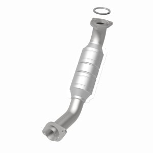 Pontiac G8 Catalytic Converter - Magnaflow - OEM Grade Direct-Fit - `08-`09