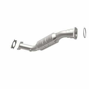 Buick Lucerne Catalytic Converter - Magnaflow - Direct Fit - 2008