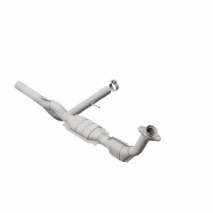 Ford F-150 Catalytic Converter - Magnaflow - OEM Grade Direct-Fit - `04-`08