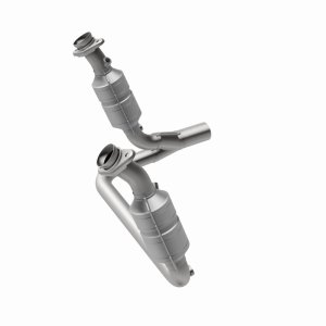 Dodge Durango Catalytic Converter - Magnaflow - Direct-Fit - 2004