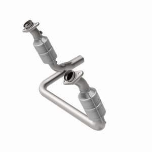 Dodge Durango Catalytic Converter - Magnaflow - Direct-Fit - 2004