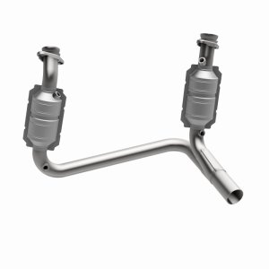 Dodge Durango Catalytic Converter - Magnaflow - Direct-Fit - 2004