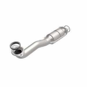 Honda CR-V Catalytic Converter - Magnaflow - OEM Grade Direct-Fit - `10-`11 Honda CR-V Catalytic Converter - Magnaflow - OEM Grade Direct-Fit - `10-`11