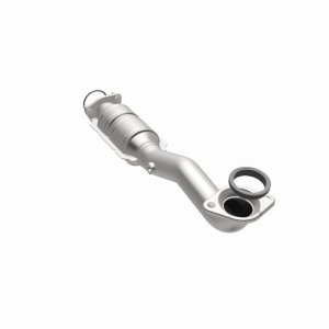 Honda CR-V Catalytic Converter - Magnaflow - OEM Grade Direct-Fit - `10-`11 Honda CR-V Catalytic Converter - Magnaflow - OEM Grade Direct-Fit - `10-`11