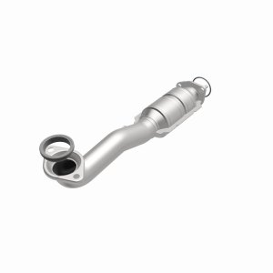 Honda CR-V Catalytic Converter - Magnaflow - OEM Grade Direct-Fit - `10-`11 Honda CR-V Catalytic Converter - Magnaflow - OEM Grade Direct-Fit - `10-`11
