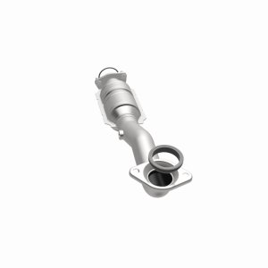 Honda CR-V Catalytic Converter - Magnaflow - OEM Grade Direct-Fit - `10-`11 Honda CR-V Catalytic Converter - Magnaflow - OEM Grade Direct-Fit - `10-`11