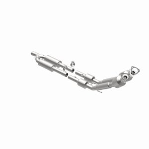 Volkswagen Passat Catalytic Converter - Magnaflow - OEM Grade Direct-Fit - `06-`08