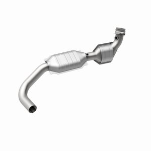 Lincoln Navigator Catalytic Converter - Magnaflow - OEM Grade Direct-Fit, Federal/EPA Compliant, 409 Stainless Steel - `03-`04