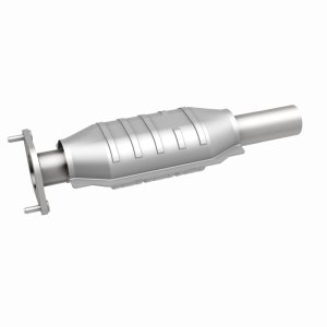 Ford Taurus Catalytic Converter - Magnaflow - OEM Grade Direct-Fit - `08-`09