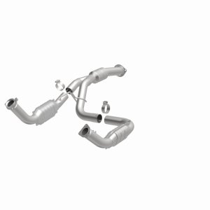Chevrolet Silverado 2500 Catalytic Converter - Magnaflow - Direct-Fit - `11-`19