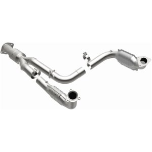 Chevrolet Silverado 2500 Catalytic Converter - Magnaflow - Direct-Fit - `11-`19