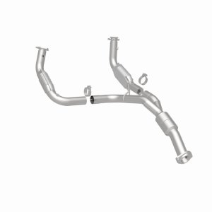 GMC 2500HD Catalytic Converter - Magnaflow - Direct-Fit - `11-`19