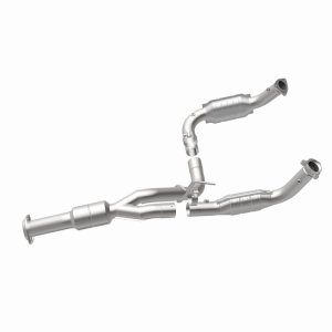 GMC 2500HD Catalytic Converter - Magnaflow - Direct-Fit - `11-`19