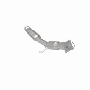 Volvo S40 Catalytic Converter - Magnaflow - OEM Grade Direct-Fit, Federal/EPA Compliant, Stainless Steel - `04-`10