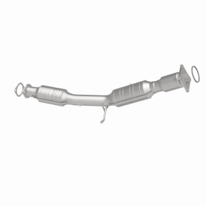 Volvo S40 Catalytic Converter - Magnaflow - OEM Grade Direct-Fit, Federal/EPA Compliant, Stainless Steel - `04-`10