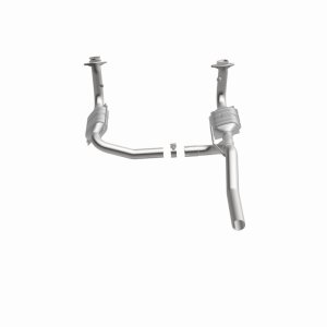 Dodge Nitro Catalytic Converter - Magnaflow - OEM Grade Direct-Fit - `07-`11