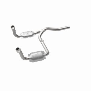 Dodge Nitro Catalytic Converter - Magnaflow - OEM Grade Direct-Fit - `07-`11