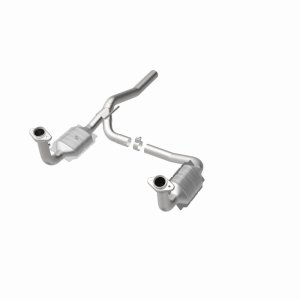 Dodge Nitro Catalytic Converter - Magnaflow - OEM Grade Direct-Fit - `07-`11