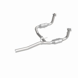 Dodge Nitro Catalytic Converter - Magnaflow - OEM Grade Direct-Fit - `07-`11