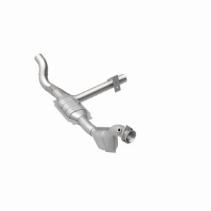 Ford Expedition Catalytic Converter - Magnaflow - Direct Fit - `01-`02
