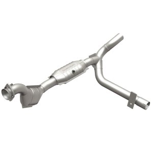 Ford F-150 Catalytic Converter - Magnaflow - Direct Fit - `01-`03