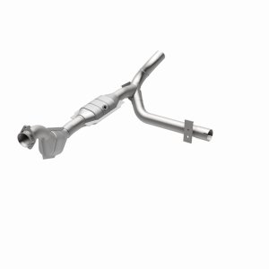 Ford F-150 Catalytic Converter - Magnaflow - Direct Fit - `01-`03