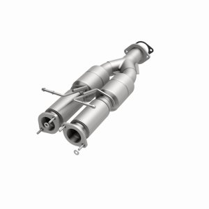 Volvo XC90 Catalytic Converter - Magnaflow - OEM Grade Direct-Fit - `05-`11