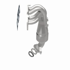 Toyota Highlander Catalytic Converter - Magnaflow - OEM Grade Direct-Fit - `04-`07