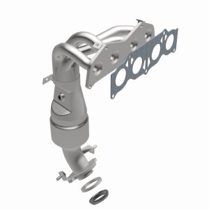 Toyota Highlander Catalytic Converter - Magnaflow - OEM Grade Direct-Fit - `04-`07