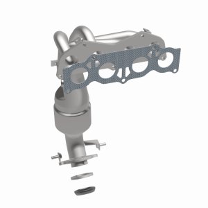 Toyota Highlander Catalytic Converter - Magnaflow - OEM Grade Direct-Fit - `04-`07